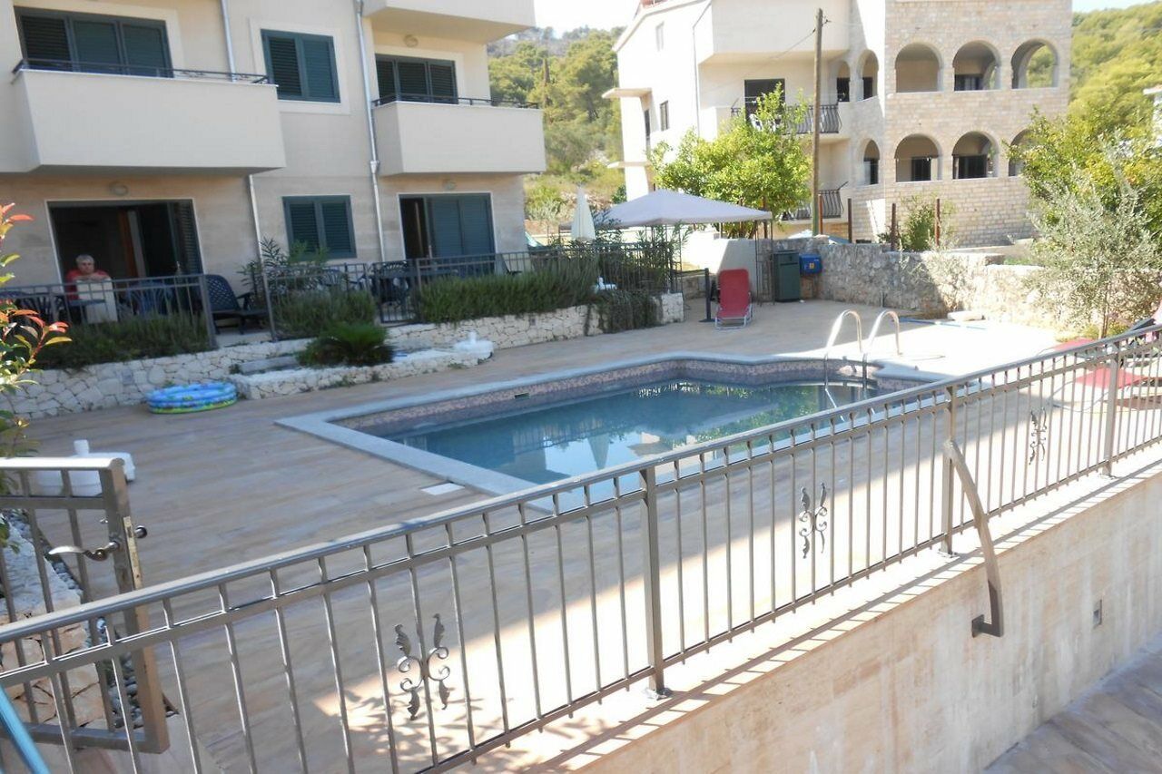 Villa Salena سلاتين المظهر الخارجي الصورة